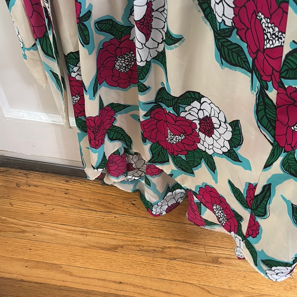Melissa McCarthy Floral High-Low Dress in Cream, Fuchsia, White, Green - Picture 5 of 5